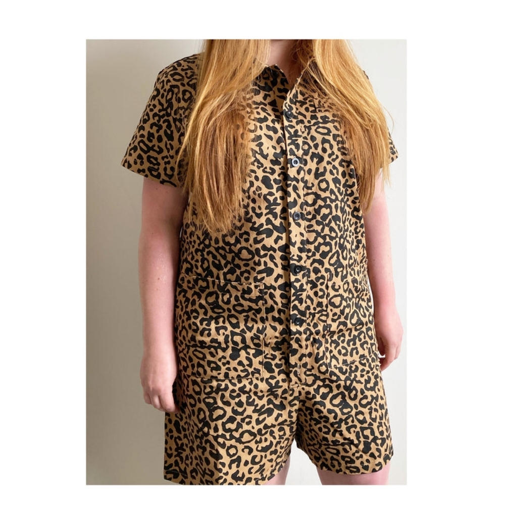 Red Sky romper leopard print size M in EUC - Picture 2 of 11
